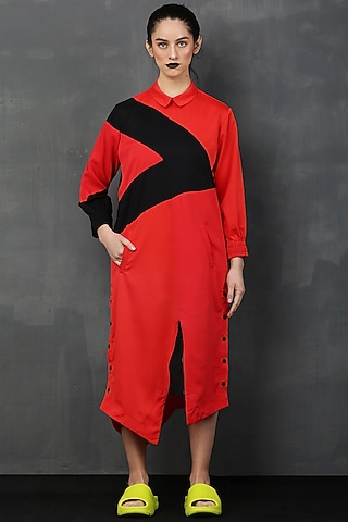 Red Orange & Black Moss Crepe Midi Dress by I AM TROUBLE BY KC