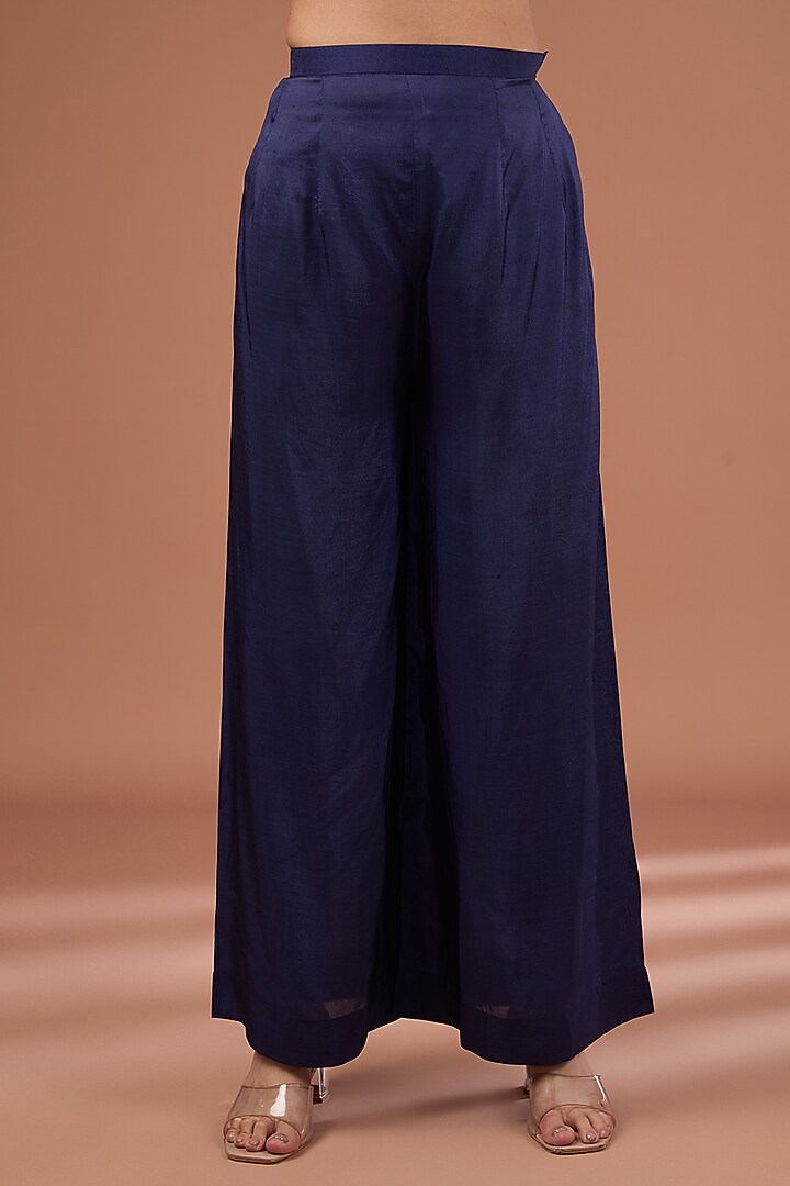 Indigo Chinon Chiffon Floral Printed & Dori Embroidered Kurta Set by Ivory by dipika at Pernia's Pop Up Shop