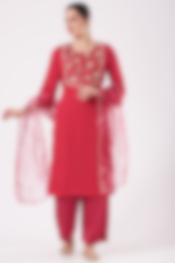 Cherry Red Embroidered Straight Kurta Set by Ivory by dipika
