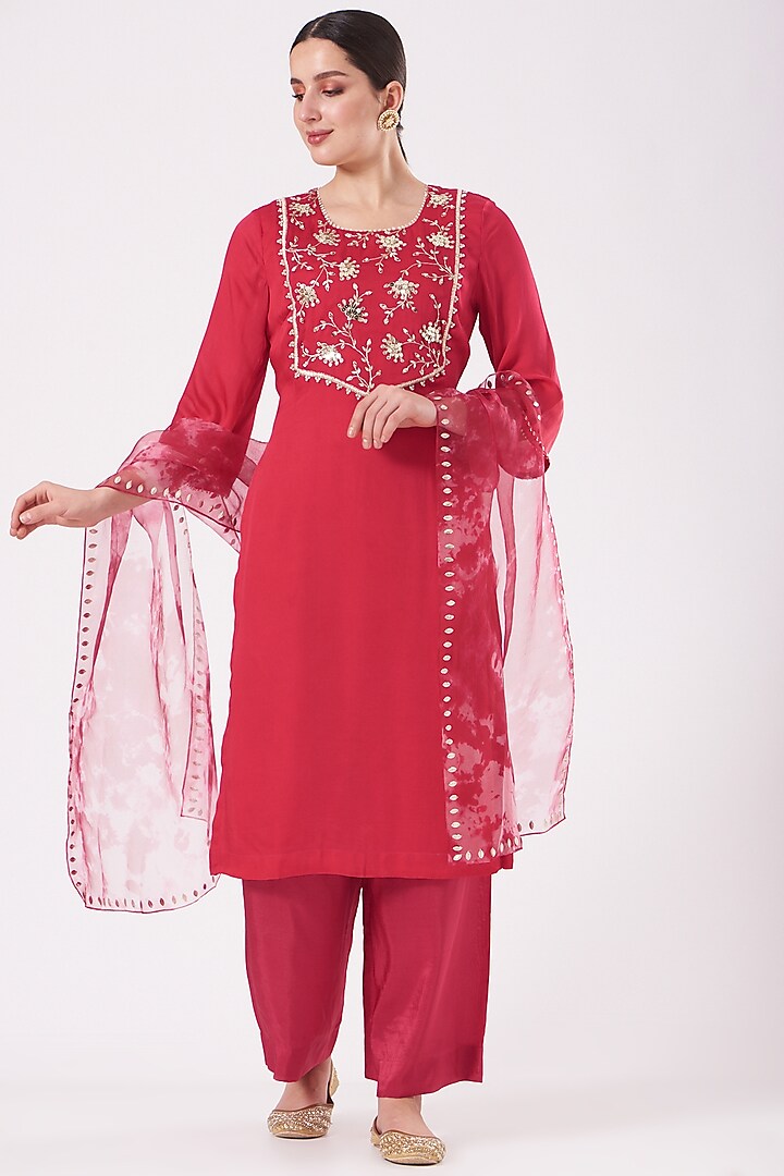 Cherry Red Embroidered Straight Kurta Set by Ivory by dipika