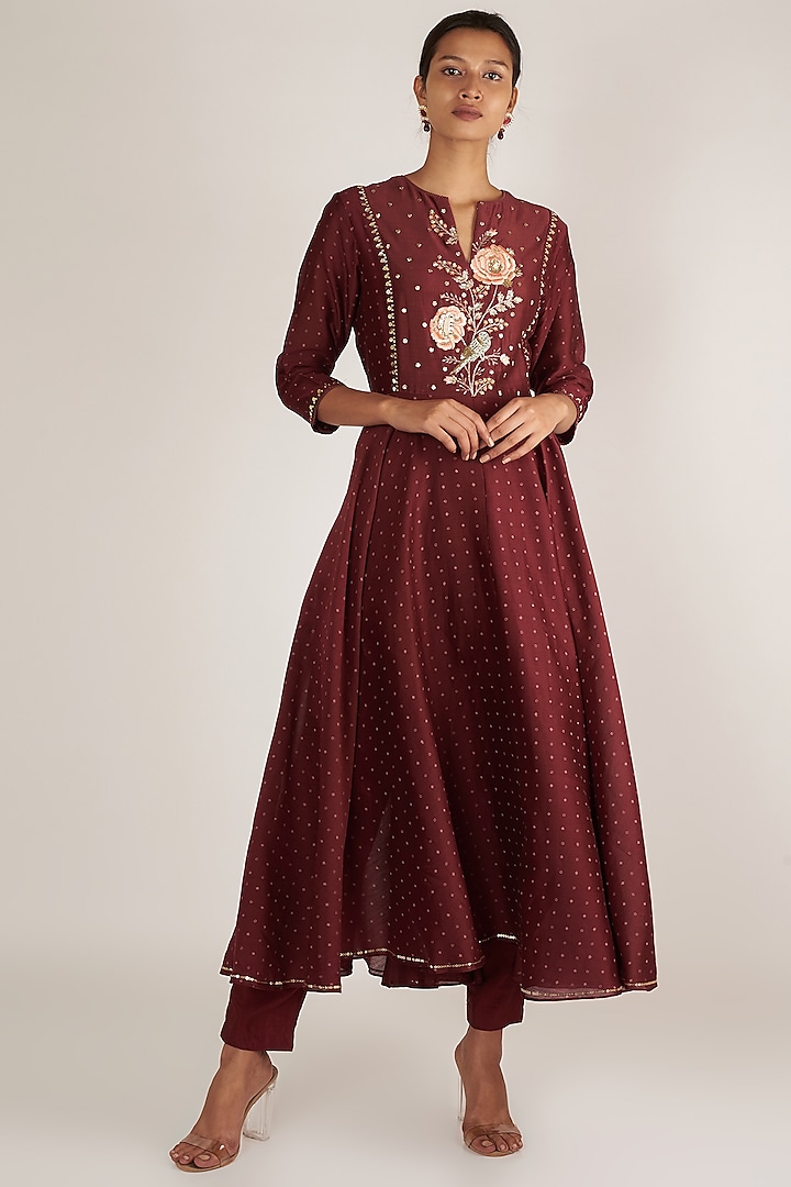 Wine Embroidered Kurta With Narrow Pants by Ivory by dipika