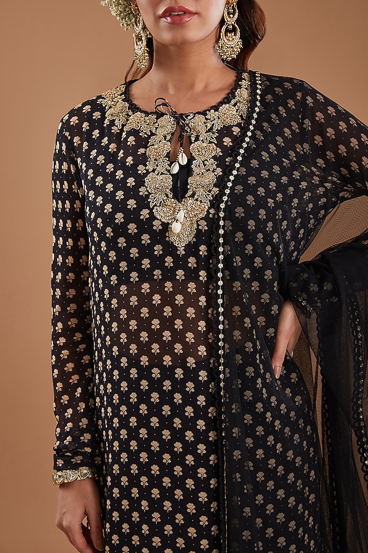 Black Georgette Floral Boota Printed & Embroidered Kurta Set by Ivory by dipika at Pernia's Pop Up Shop