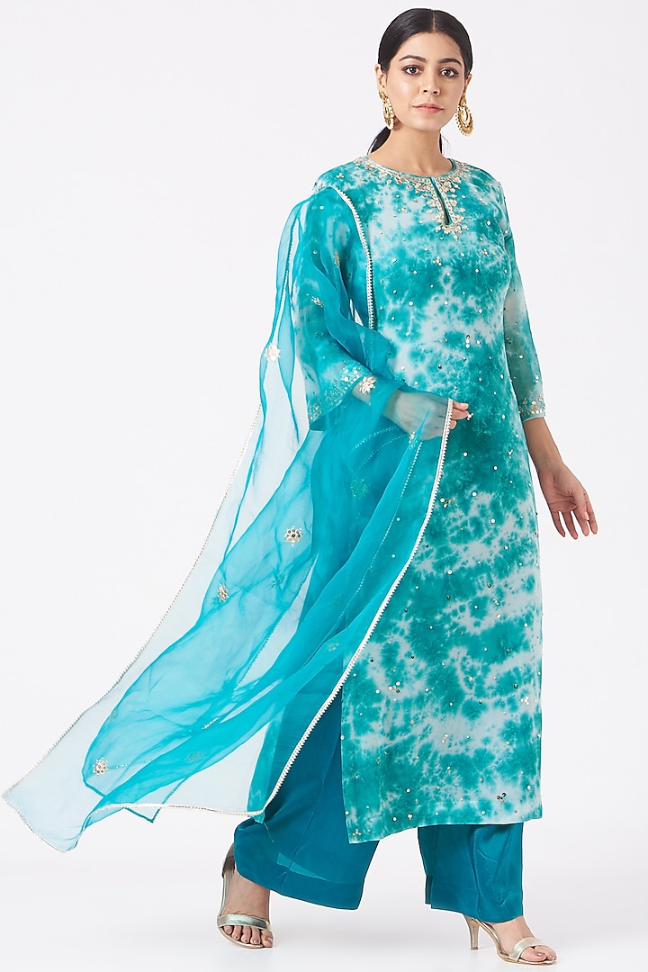 Turquoise Tie-Dyed Kurta Set by Ivory by dipika