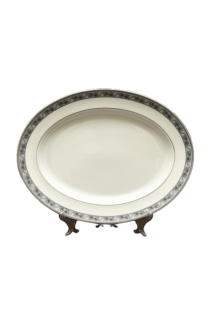 Grey Porcelain Dinner Set of 21 by ICHKAN at Pernia's Pop Up Shop