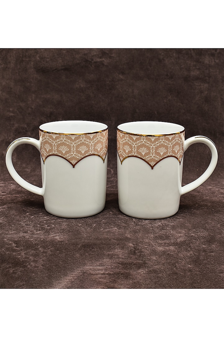 White & Peach Porcelain Mug Set by ICHKAN