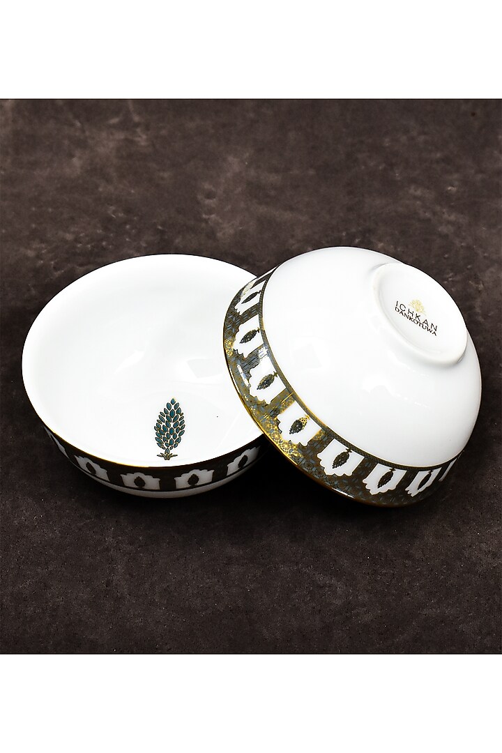 White & Golden Porcelain Printed Dinner Set Of 21 by ICHKAN at Pernia's Pop Up Shop
