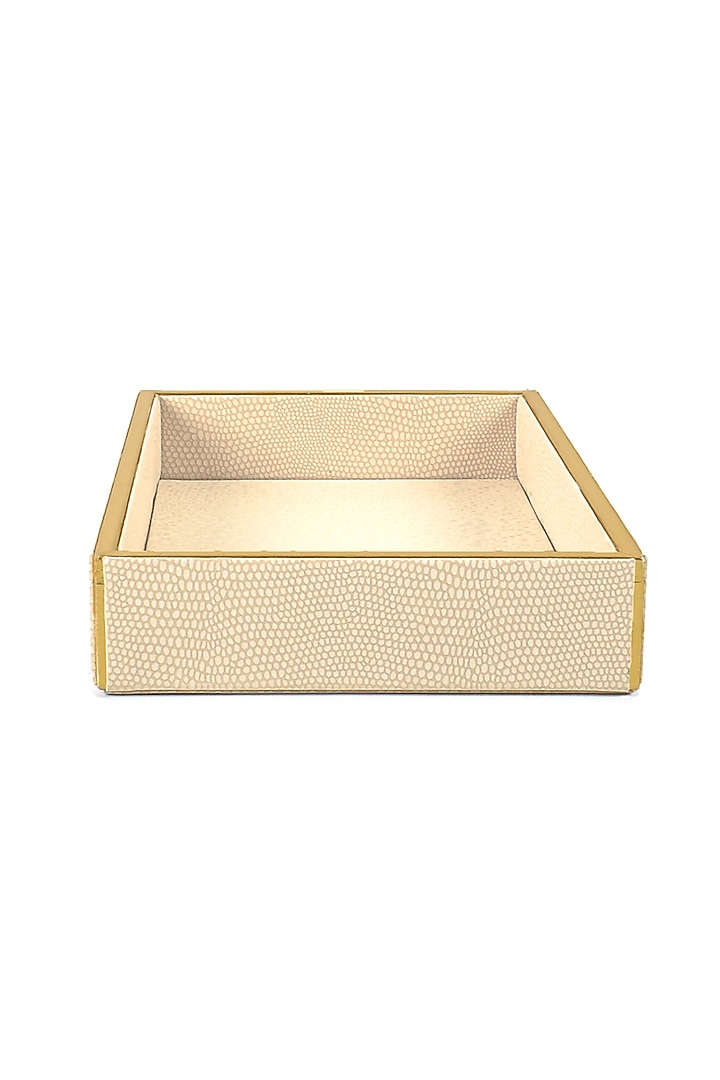 Ivory Serpentine Towel Tray by ICHKAN at Pernia's Pop Up Shop