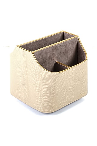 Ivory Serpentine Multi-Utility Holder by ICHKAN