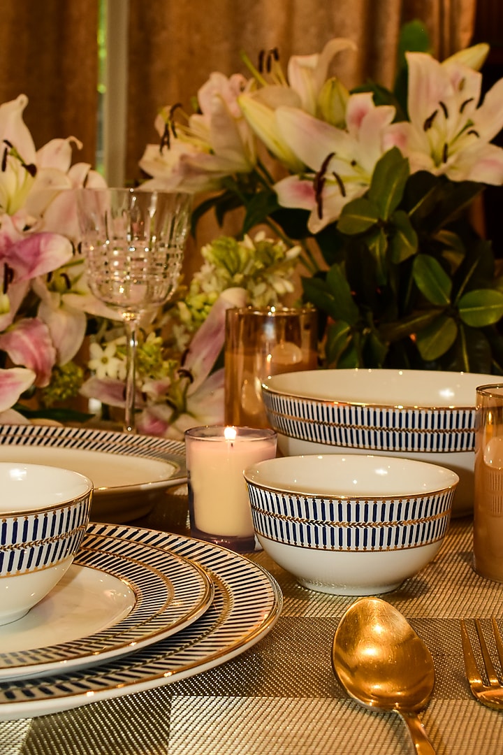 Blue Porcelain Monarchy Dinner Set Design by ICHKAN at Pernia's Pop Up
