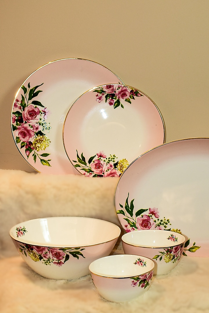 Pink Bone Chain Garland Dinner Set by ICHKAN at Pernia's Pop Up Shop