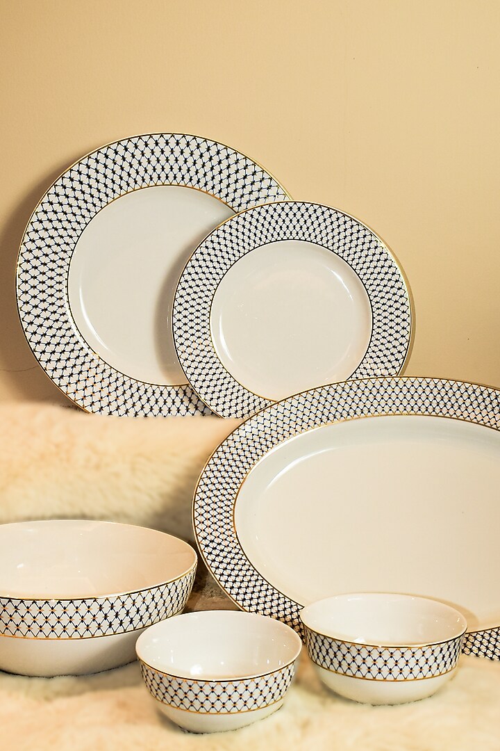 Blue Porcelain Mirage Dinner Set by ICHKAN at Pernia's Pop Up Shop