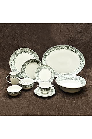 Blue Porcelain Dinner Set Of 21 by ICHKAN