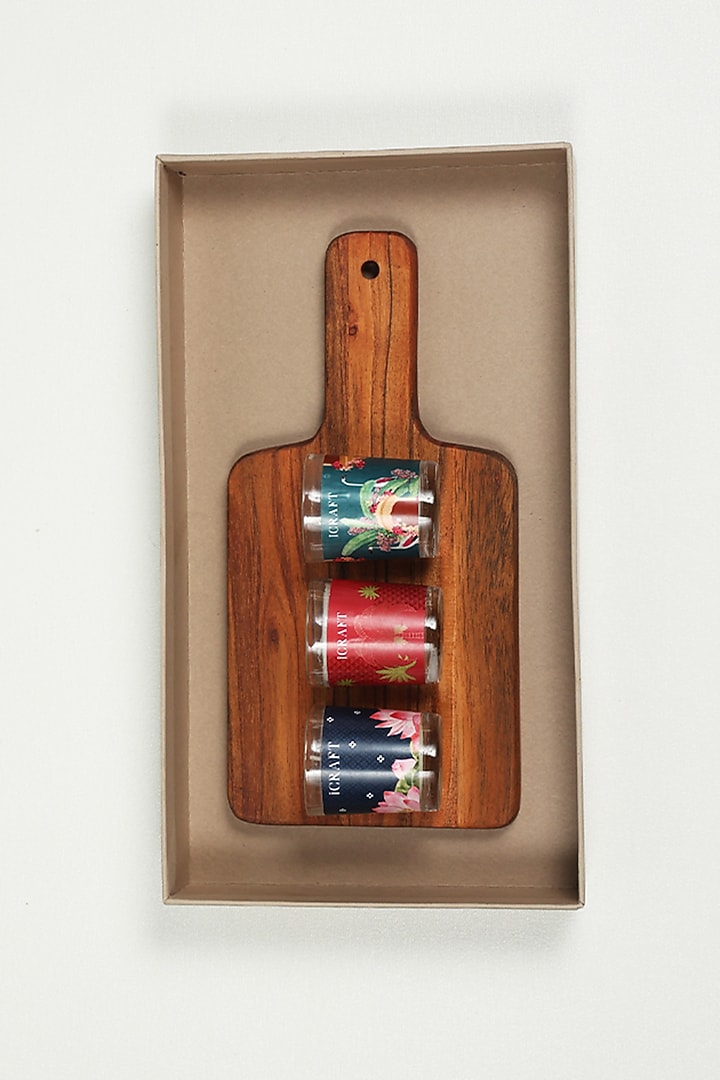 Brown Beso Board Votive Hamper by ICRAFT at Pernia's Pop Up Shop
