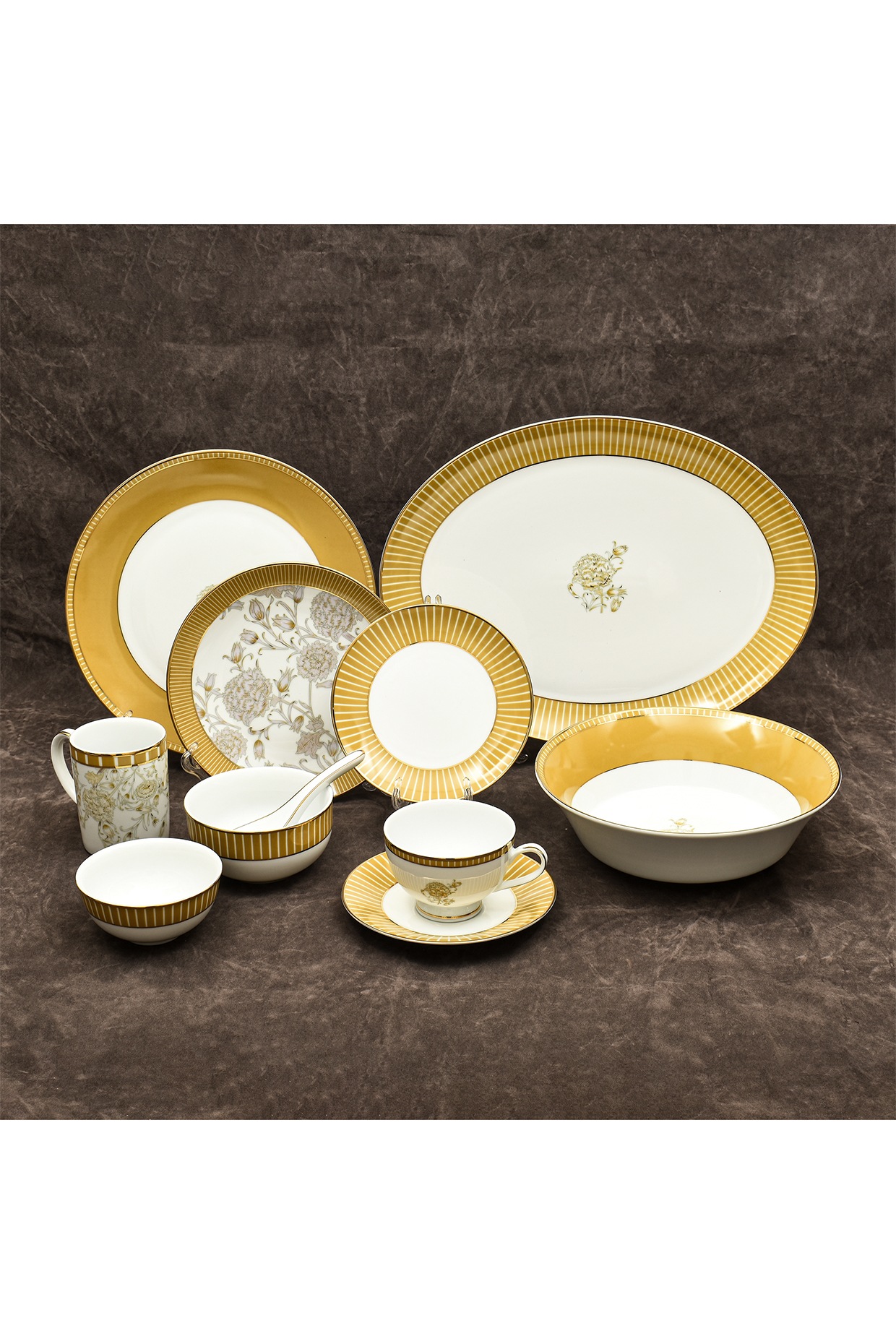 Mustard dinner clearance set