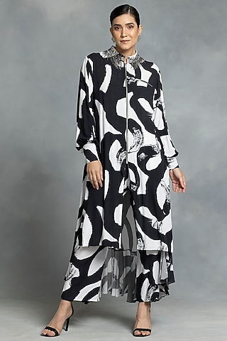 White & Black Cotton Hand Embroidered Tunic Set by IKKA by Kanika Saluja