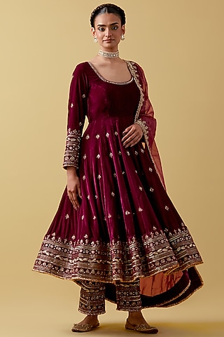 Magenta Velvet Hand & Machine Embroidered Anarkali Set by Ikshita Choudhary