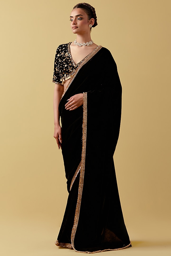 Black Velvet Hand & Machine Embroidered Wedding Saree Set by Ikshita Choudhary at Pernia's Pop Up Shop