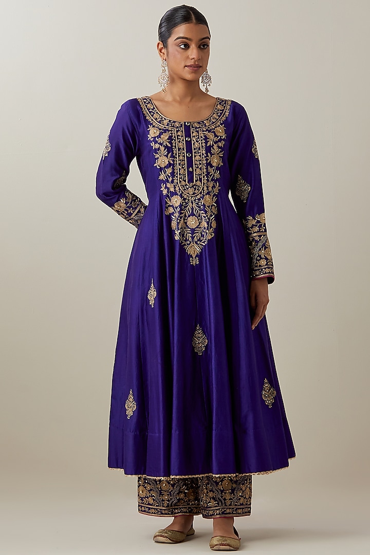 Purple Chanderi Silk Hand & Machine Embroidered Wedding Anarkali Set by Ikshita Choudhary at Pernia's Pop Up Shop