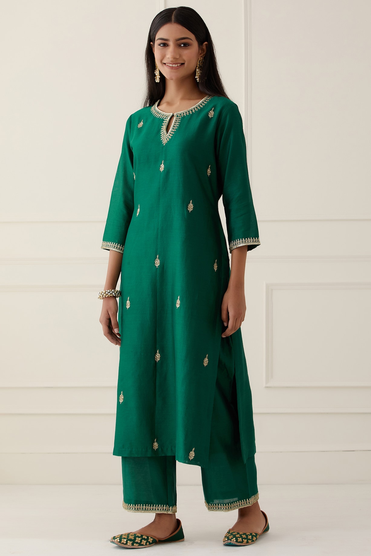 Green Embroidered Kurta Set Design by Ikshita Choudhary at Pernia's Pop ...