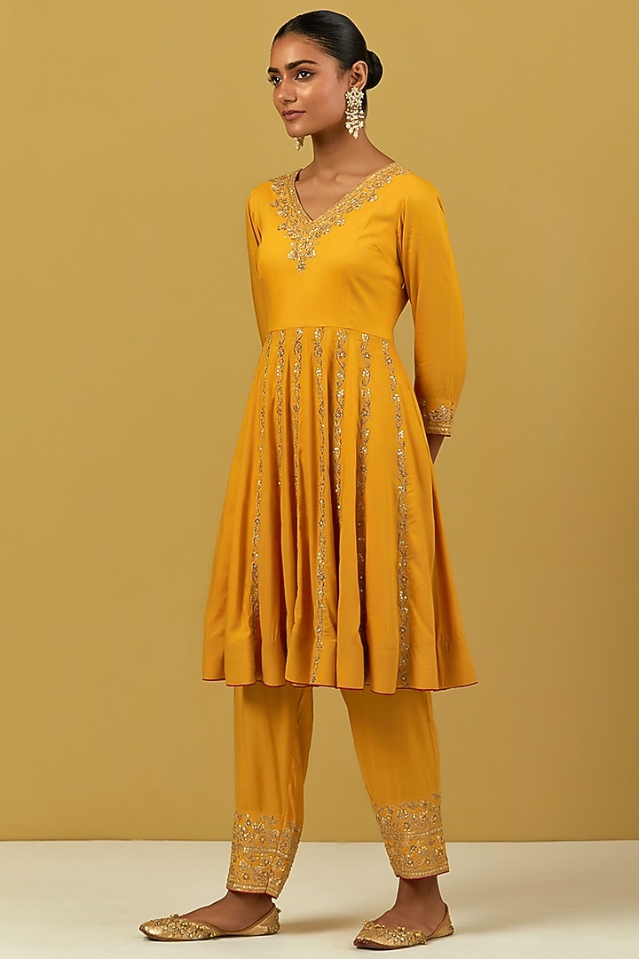 Yellow Modal Cotton Hand Embroidered Kurta Set by Ikshita Choudhary at Pernia's Pop Up Shop