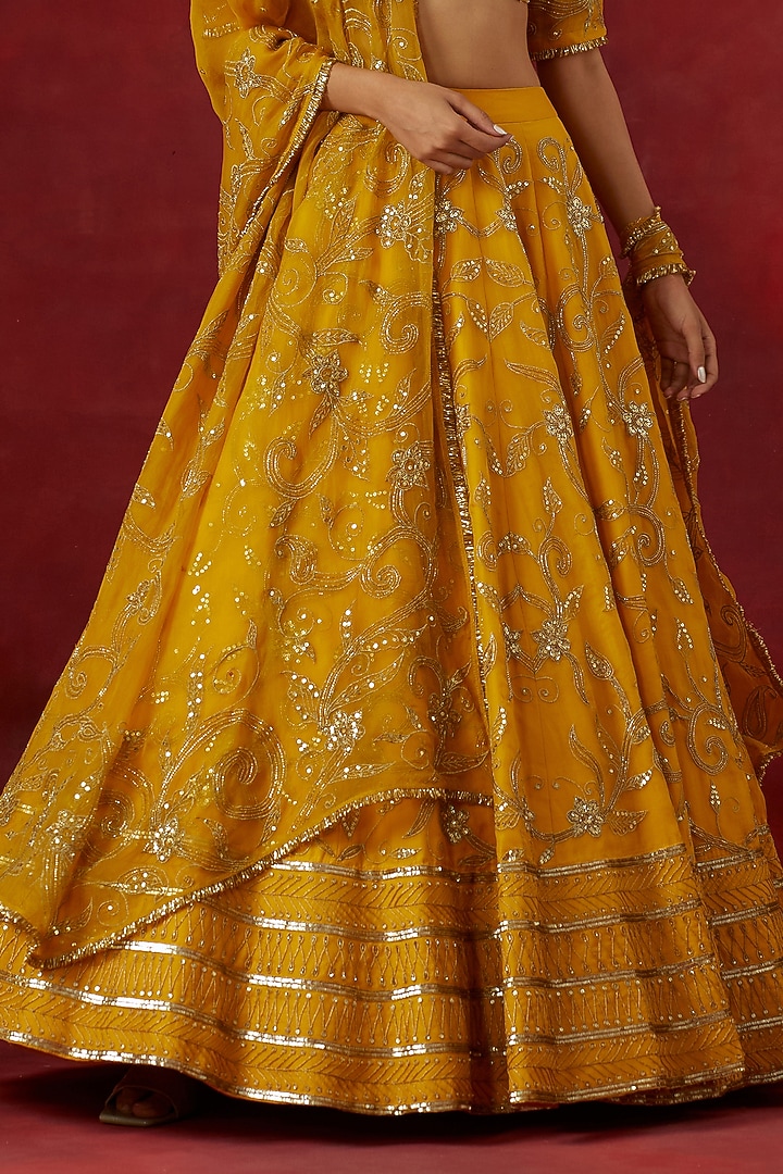 Yellow Chanderi Silk Hand & Machine Embroidered Wedding Lehenga Set by Ikshita Choudhary at Pernia's Pop Up Shop