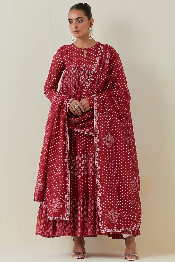 Red Chanderi Block Printed Tiered Kurta Set by Ikshita Choudhary at Pernia's Pop Up Shop