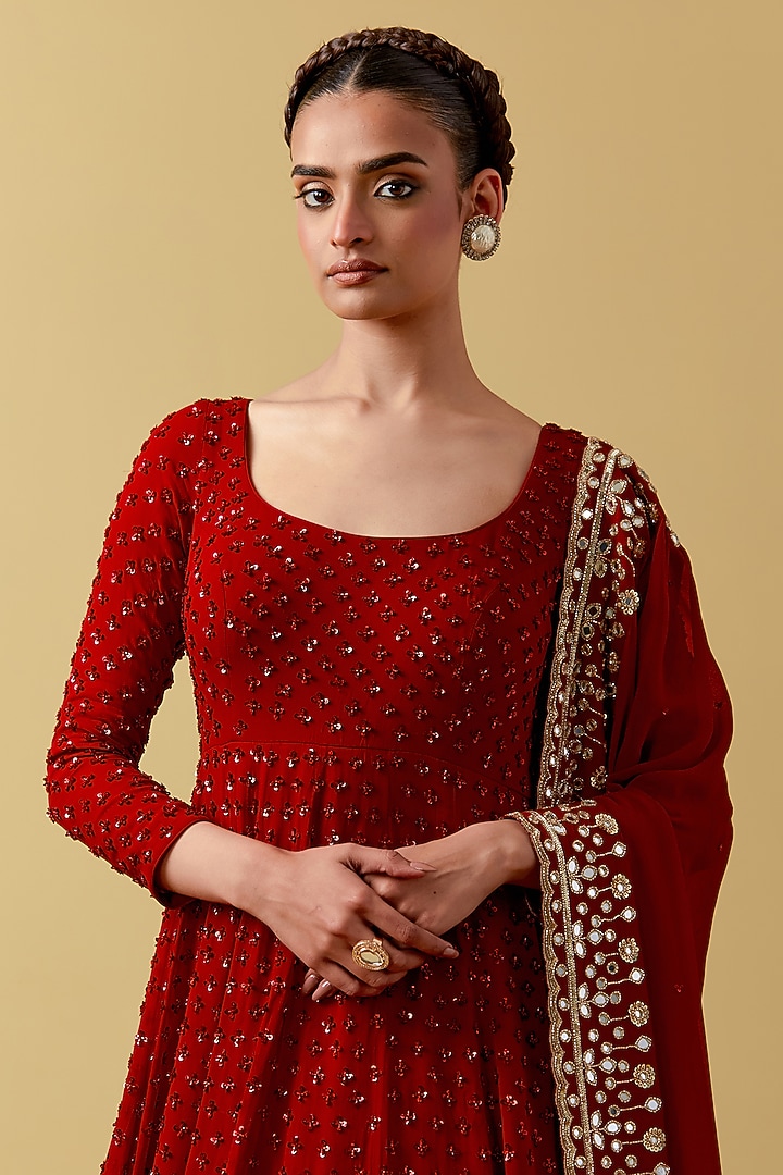 Red Georgette Hand Embroidered Wedding Anarkali Set by Ikshita Choudhary at Pernia's Pop Up Shop