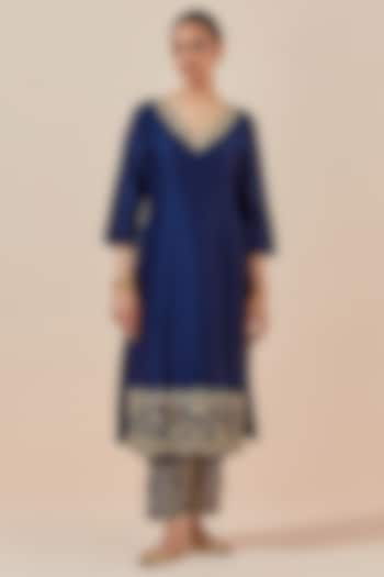 Blue Chanderi Silk Embroidered Kurta by Ikshita Choudhary at Pernia's Pop Up Shop