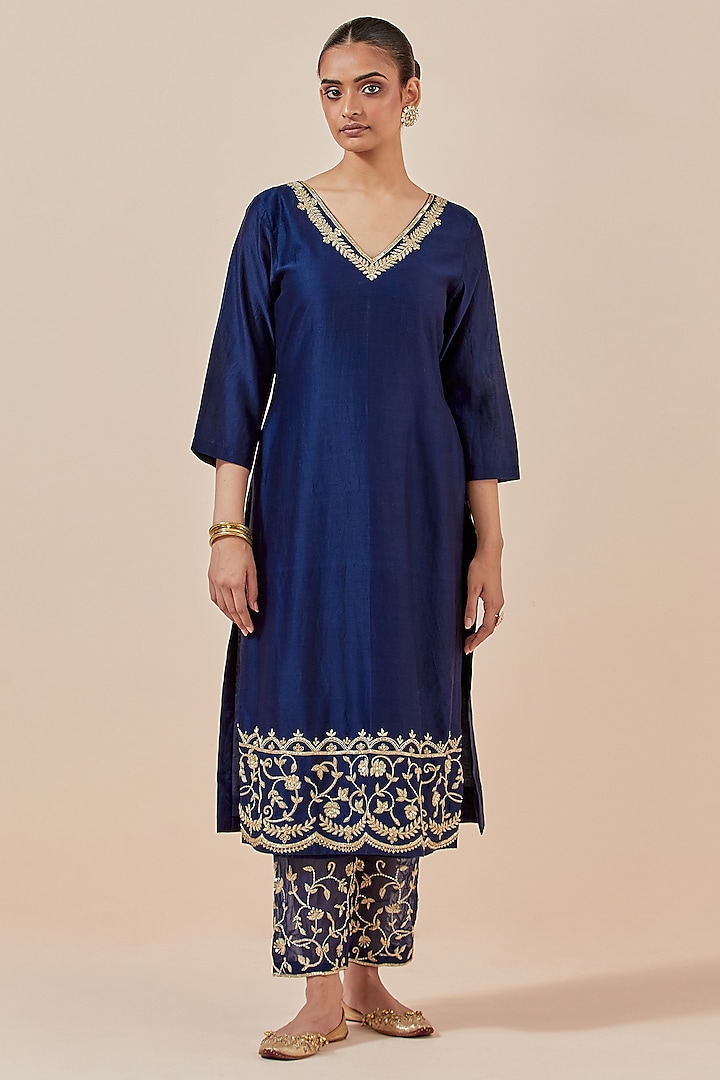 Blue Chanderi Silk Embroidered Kurta by Ikshita Choudhary at Pernia's Pop Up Shop