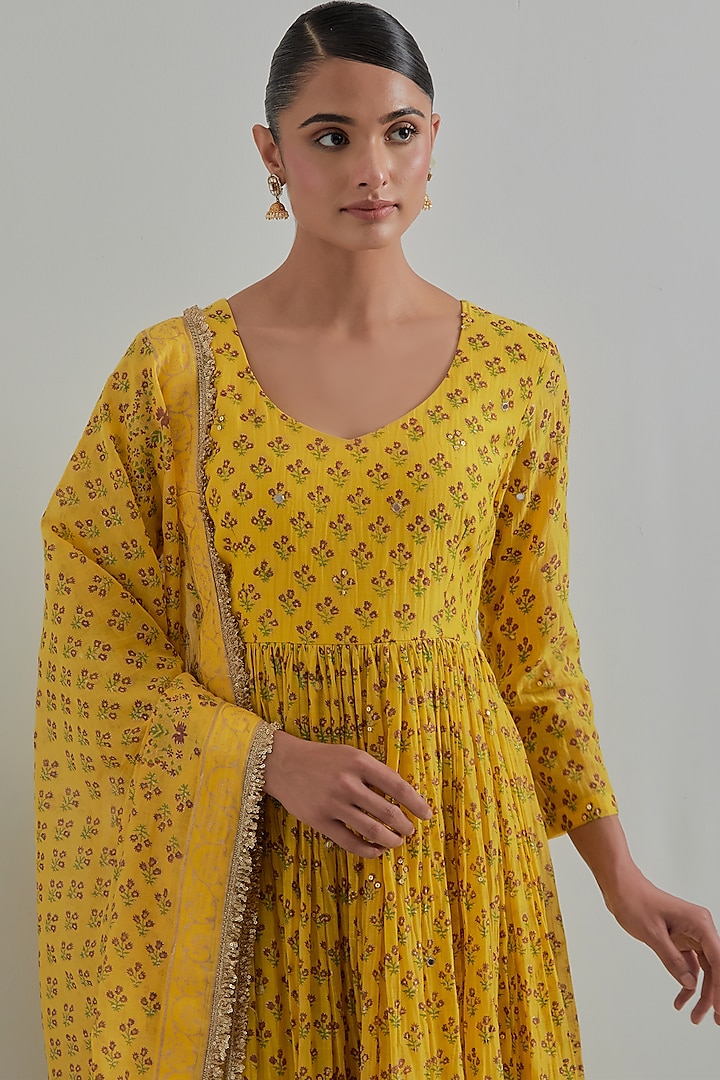Yellow Chanderi Block Printed & Hand Embroidered Party Wear Anarkali Set by Ikshita Choudhary at Pernia's Pop Up Shop