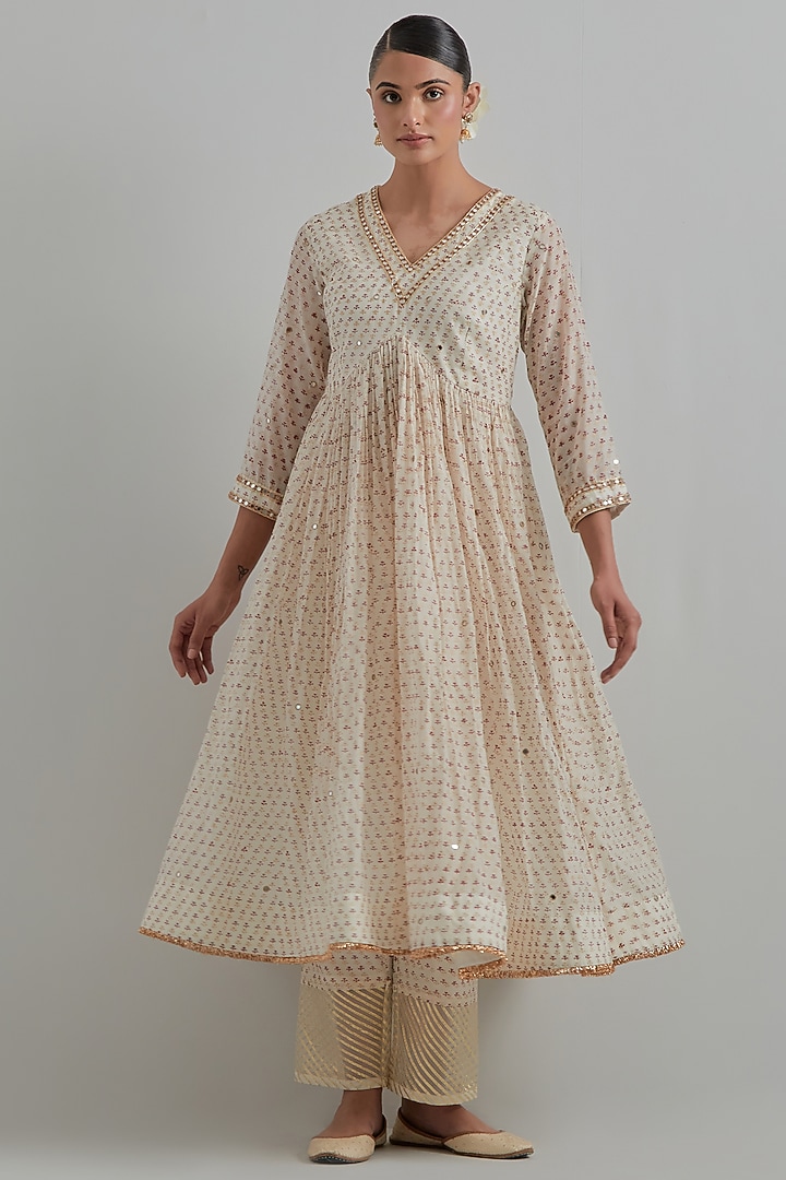 White Chanderi Block Printed & Hand Embroidered Party Wear Anarkali Set by Ikshita Choudhary at Pernia's Pop Up Shop