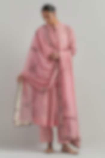 Light Pink Chanderi Block Printed Gathered Kurta Set by Ikshita Choudhary at Pernia's Pop Up Shop