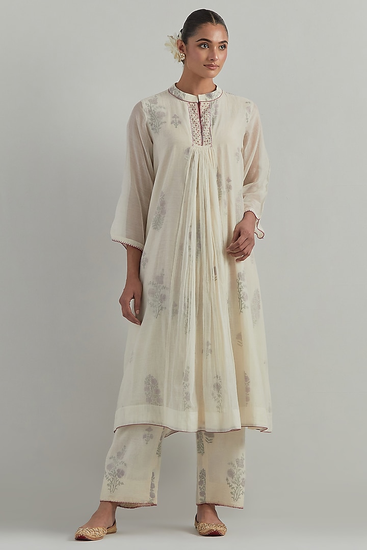 White Chanderi Block Printed Gathered Kurta Set by Ikshita Choudhary at Pernia's Pop Up Shop