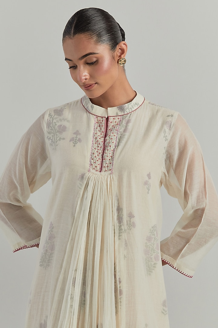 White Chanderi Block Printed Gathered Kurta Set by Ikshita Choudhary at Pernia's Pop Up Shop