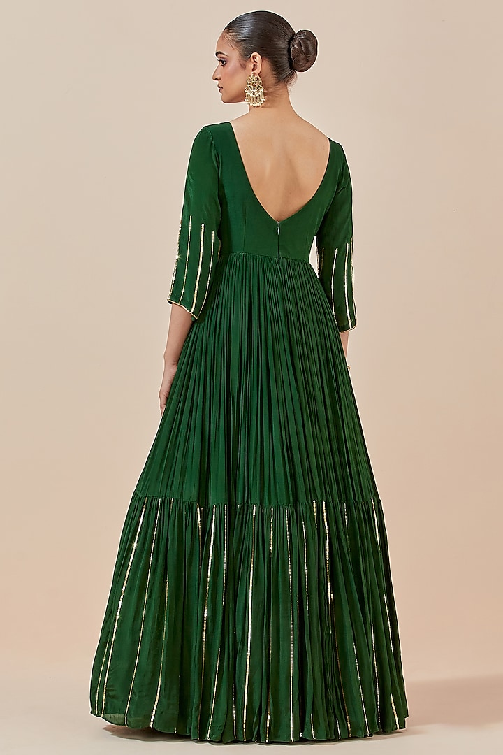 Green Crepe Embroidered Wedding Anarkali Set by Ikshita Choudhary at Pernia's Pop Up Shop