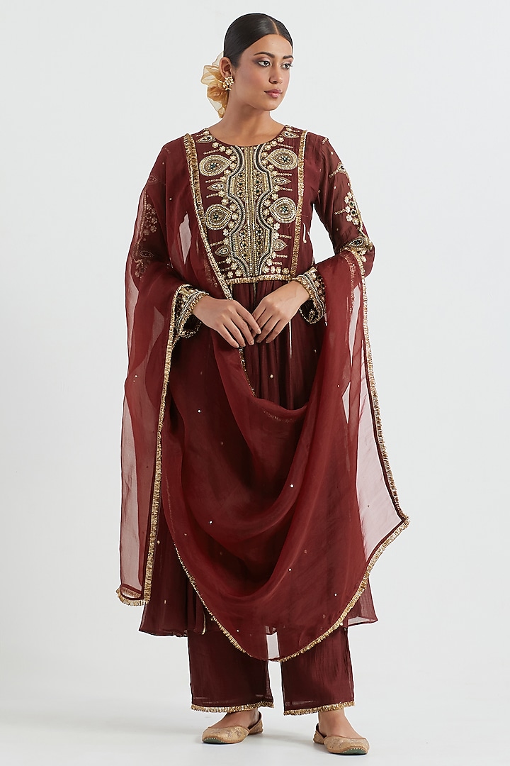 Maroon Chanderi Hand Embroidered Kurta Set by Ikshita Choudhary