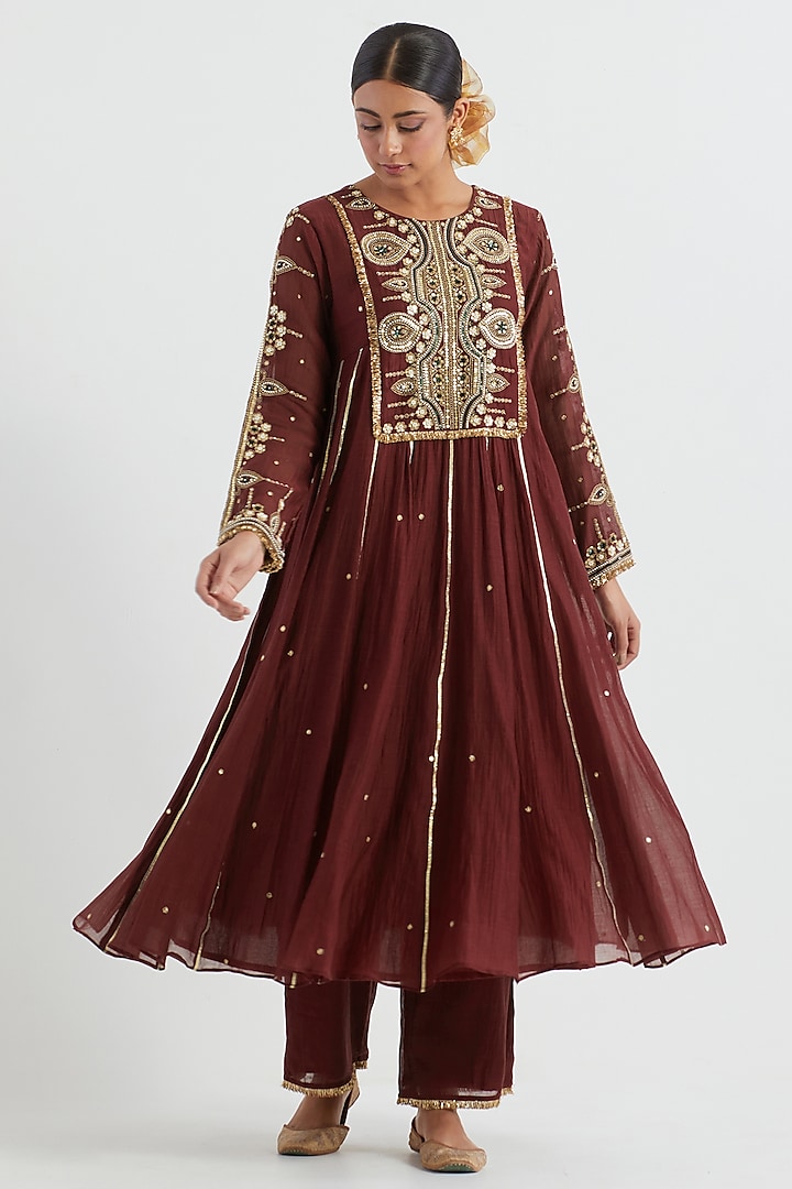 Maroon Chanderi Hand Embroidered Kurta Set by Ikshita Choudhary