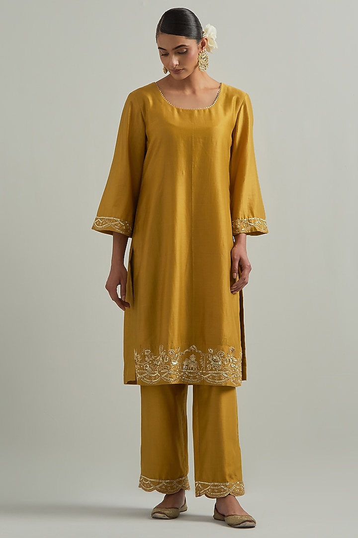 Mustard Chanderi Hand Embroidered Kurta Set by Ikshita Choudhary at Pernia's Pop Up Shop