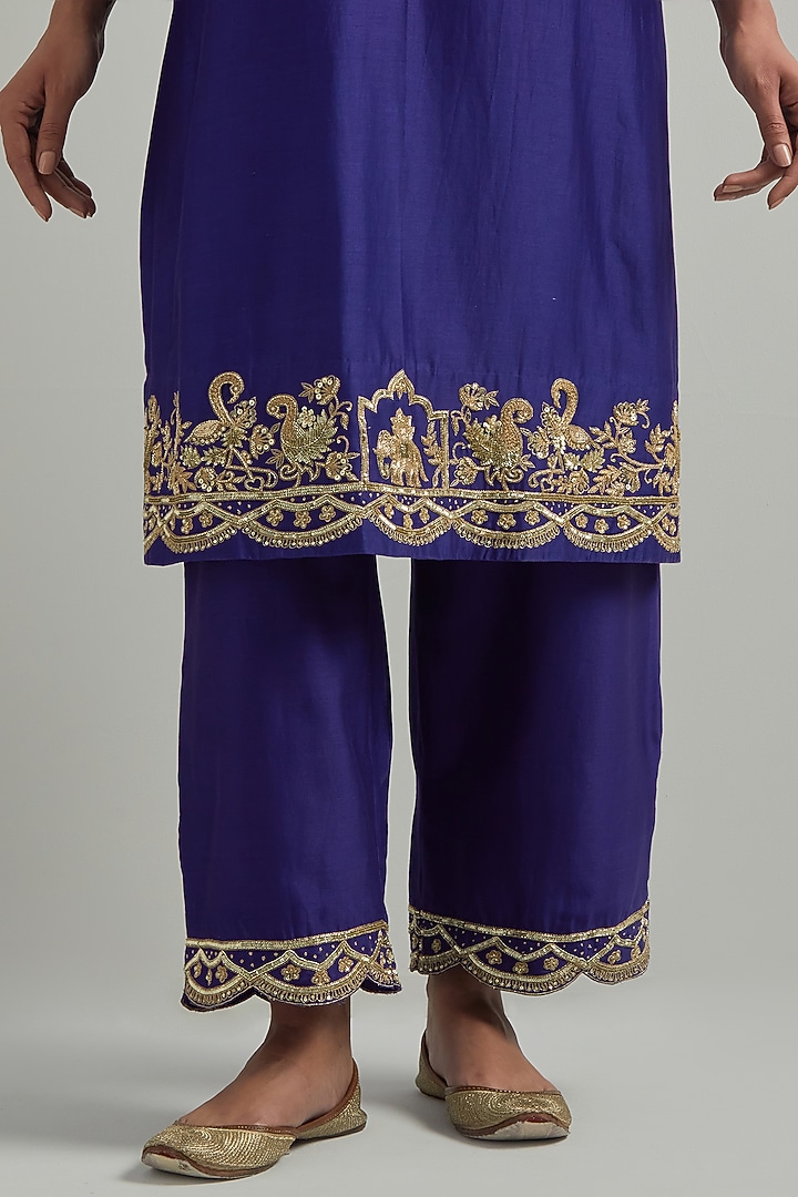 Purple Chanderi Hand Embroidered Kurta Set by Ikshita Choudhary at Pernia's Pop Up Shop