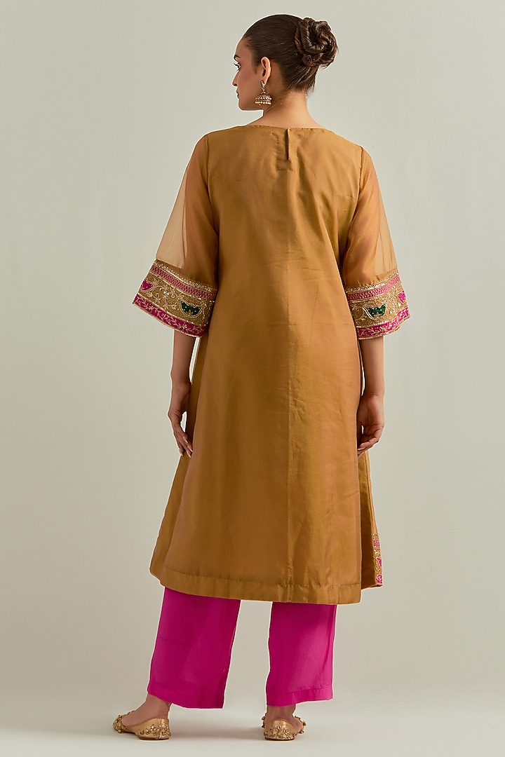 Mustard Shimmer Organza Hand Embroidered Kurta Set by Ikshita Choudhary at Pernia's Pop Up Shop