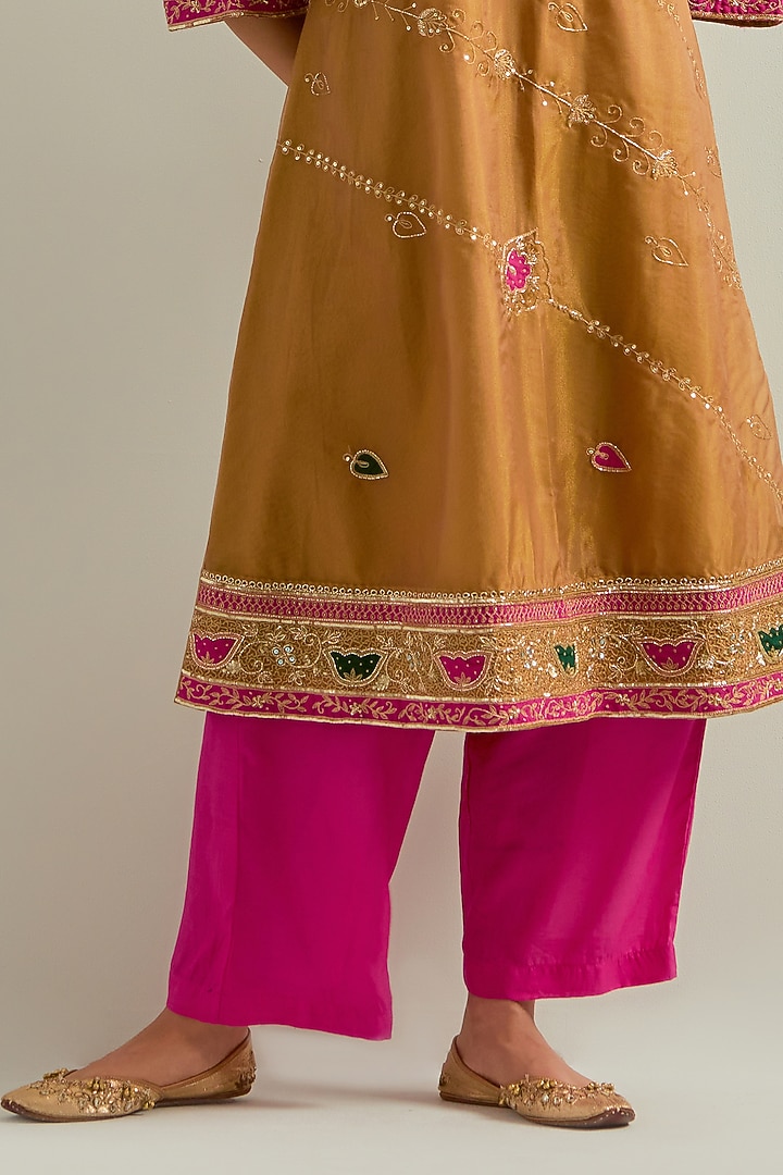 Mustard Shimmer Organza Hand Embroidered Kurta Set by Ikshita Choudhary at Pernia's Pop Up Shop