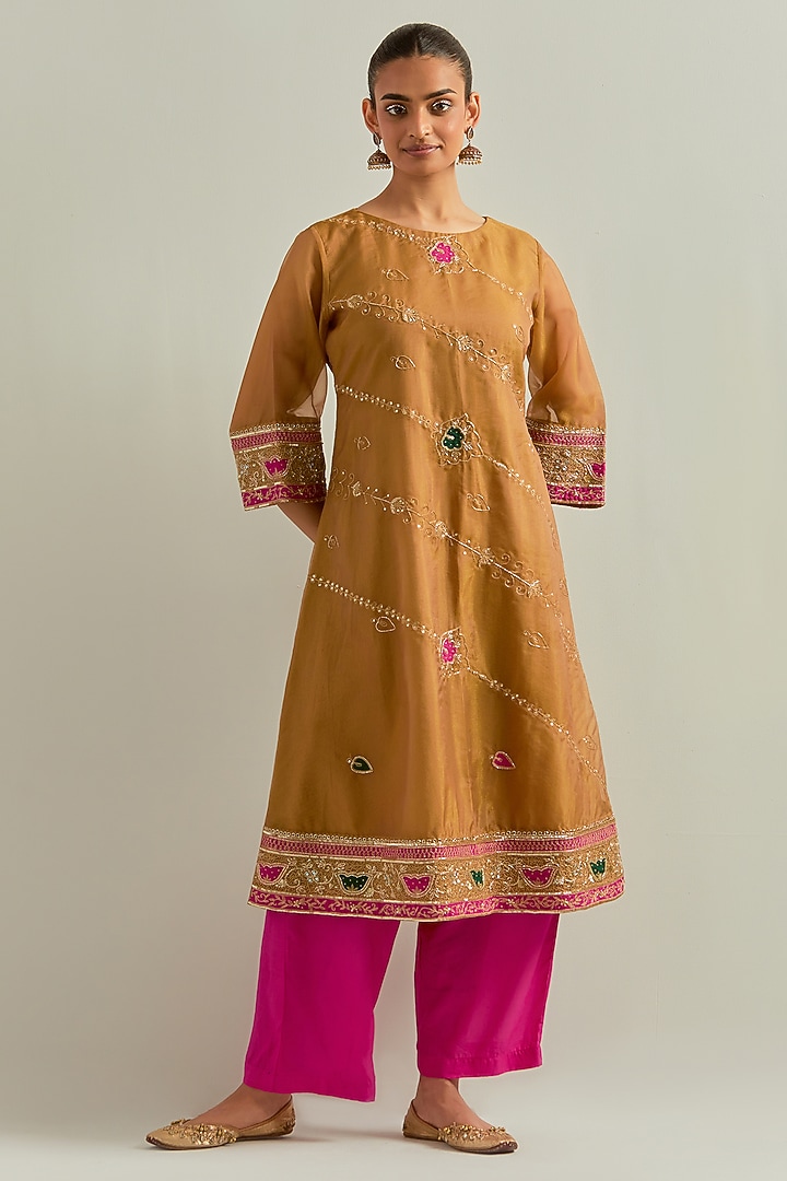 Mustard Shimmer Organza Hand Embroidered Kurta Set by Ikshita Choudhary at Pernia's Pop Up Shop