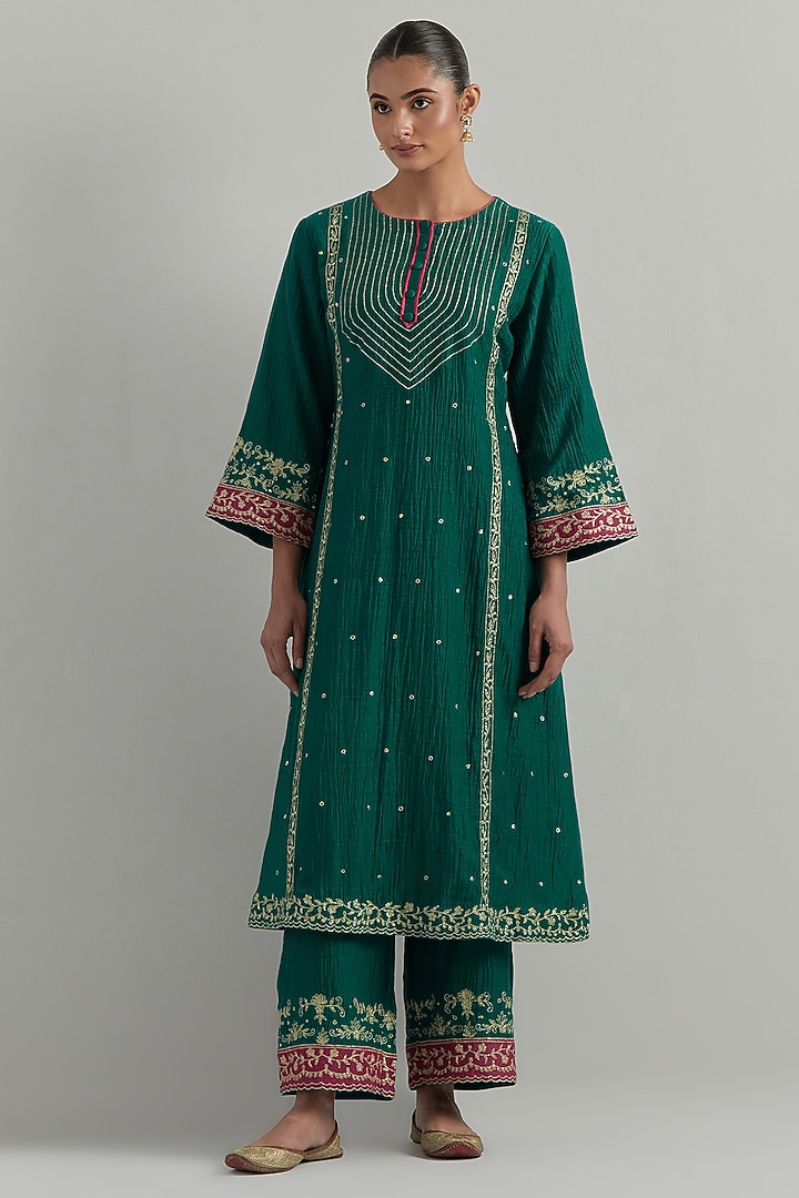 Green Chanderi Hand Embroidered Kurta Set by Ikshita Choudhary at Pernia's Pop Up Shop