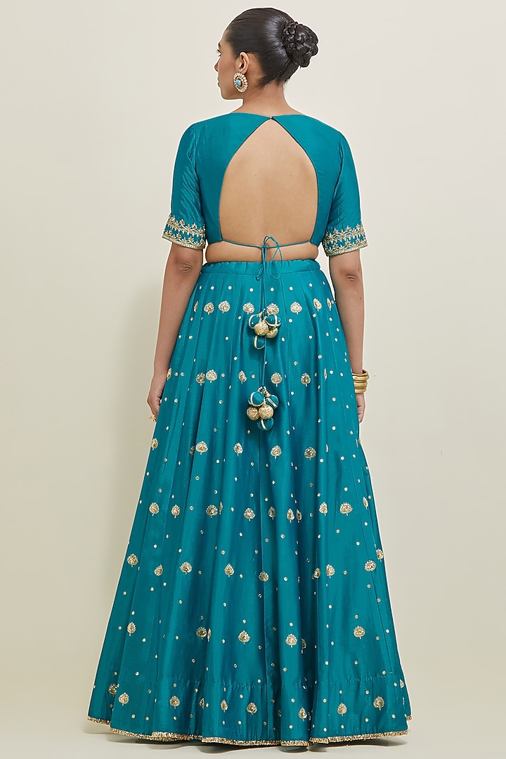 Turquoise Chanderi Hand Embroidered Wedding Lehenga Set by Ikshita Choudhary at Pernia's Pop Up Shop