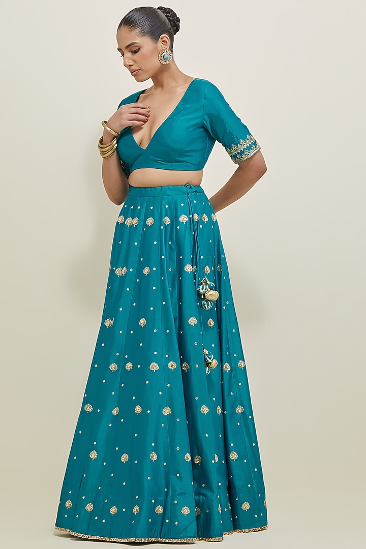 Turquoise Chanderi Hand Embroidered Wedding Lehenga Set by Ikshita Choudhary at Pernia's Pop Up Shop