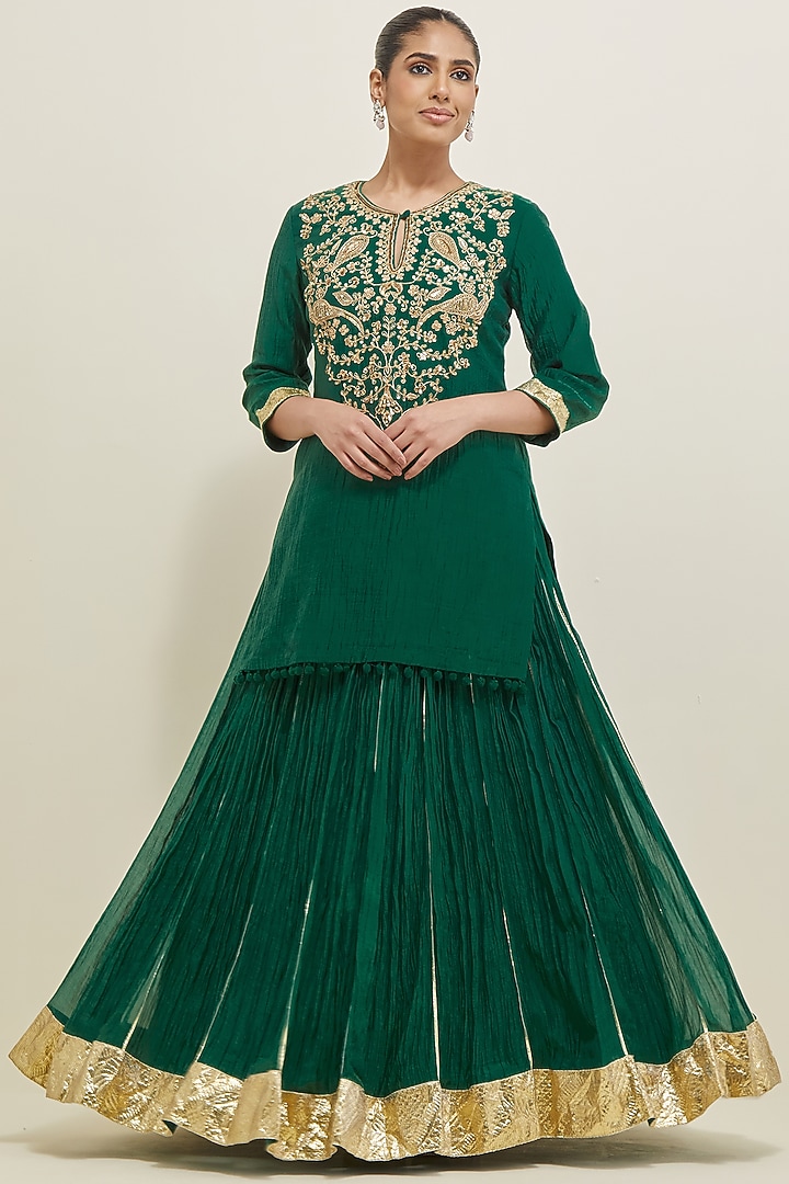 Forest Green Chanderi Hand Embroidered Wedding Lehenga Set by Ikshita Choudhary at Pernia's Pop Up Shop
