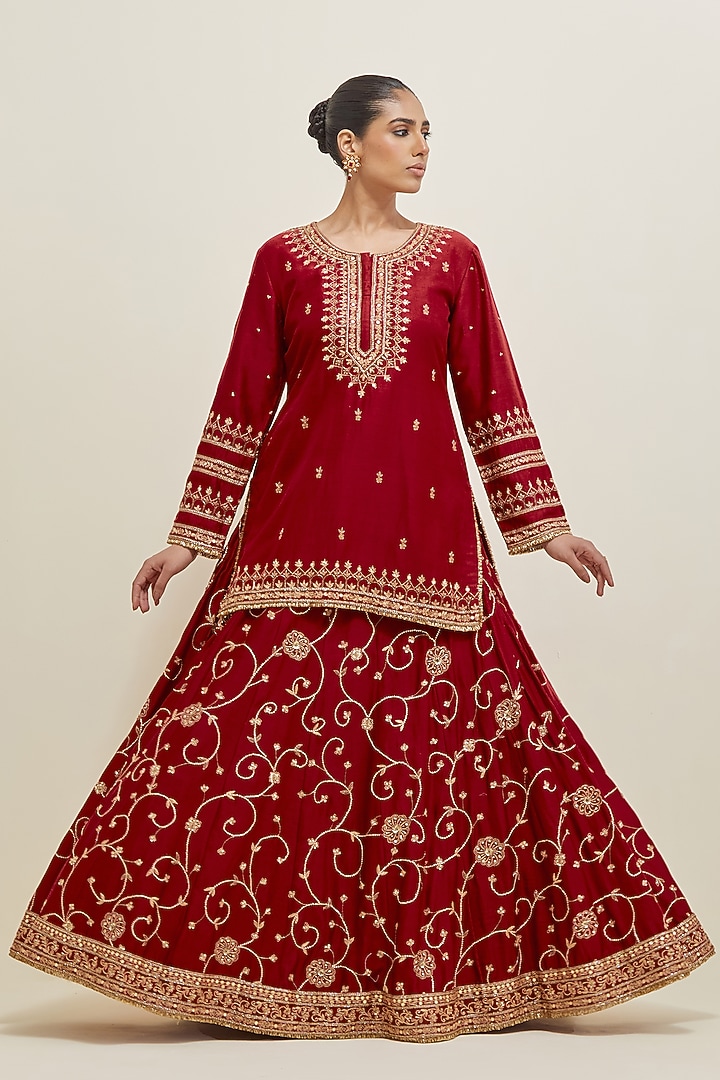 Deep Red Chanderi Hand Embroidered Wedding Lehenga Set by Ikshita Choudhary at Pernia's Pop Up Shop