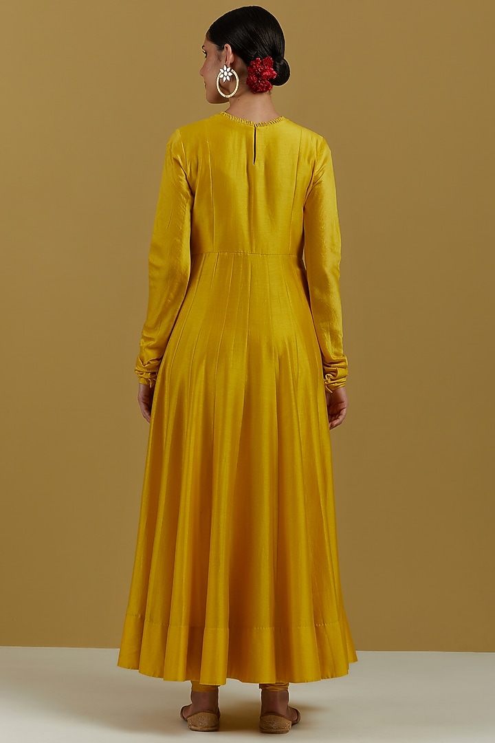 Yellow Embroidered Party Wear Anarkali Set by Ikshita Choudhary at Pernia's Pop Up Shop