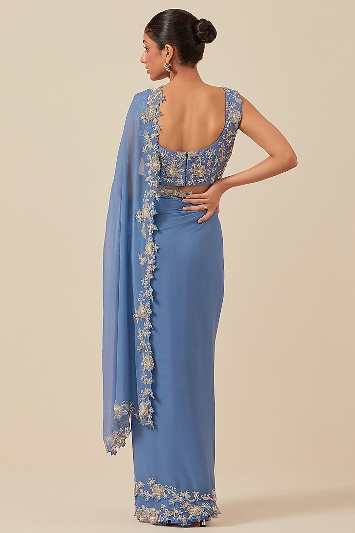 Blue Wrinkle Chiffon Wedding Saree Set by Ikshita Choudhary at Pernia's Pop Up Shop
