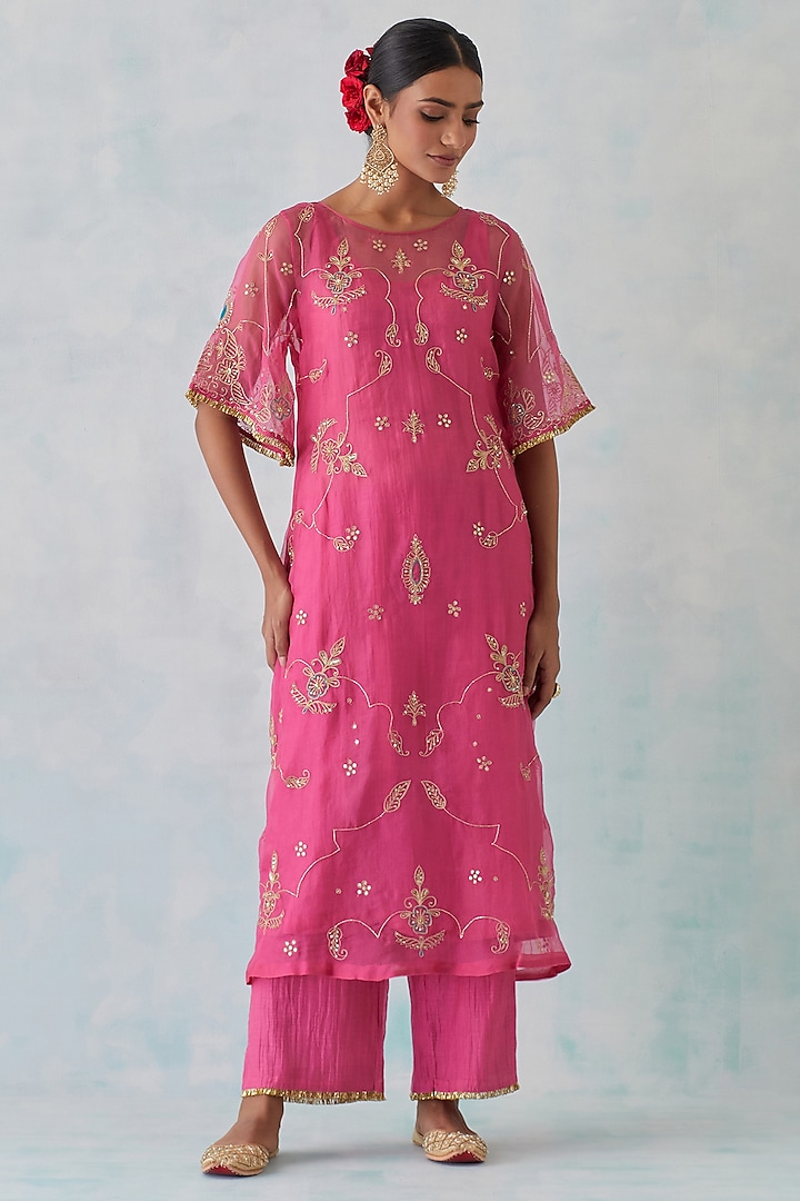 Pink Tissue Organza Embroidered Kurta Set by Ikshita Choudhary at Pernia's Pop Up Shop